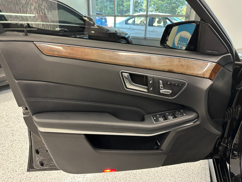 Used 2014 Mercedes-Benz E 350 Sedan image 15