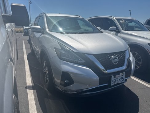 Used 2023 Nissan Murano SV image 2
