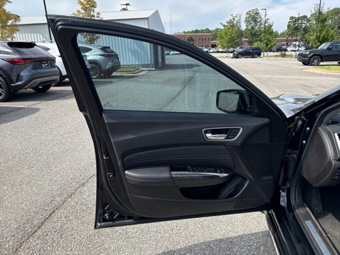 Used 2018 Acura TLX V6 SH-AWD w/ Advance Package image 10