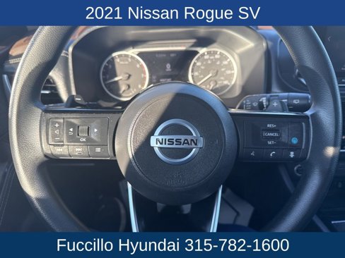 Used 2021 Nissan Rogue SV image 15