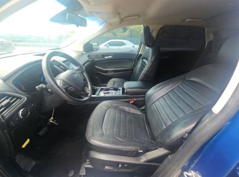 Used 2020 Ford Edge SE image 9