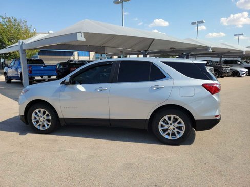 Used 2021 Chevrolet Equinox LT image 3