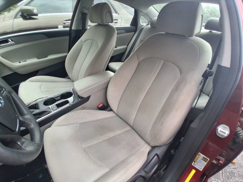 Used 2015 Hyundai Sonata SE image 9