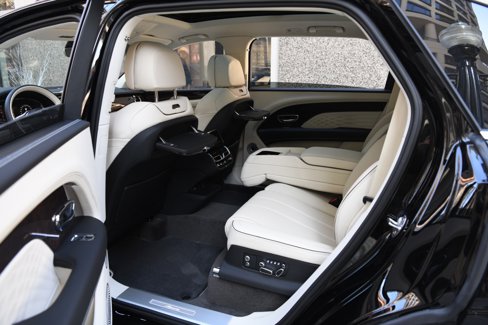 New 2025 Bentley Bentayga Extended Wheelbase image 10