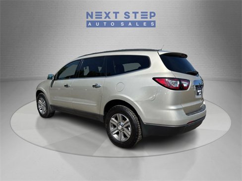 Used 2016 Chevrolet Traverse LT image 5