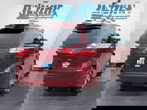 Used 2019 Toyota Sienna L image 5