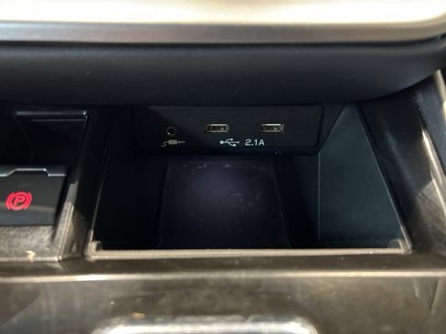 Used 2020 Subaru Outback Limited image 8
