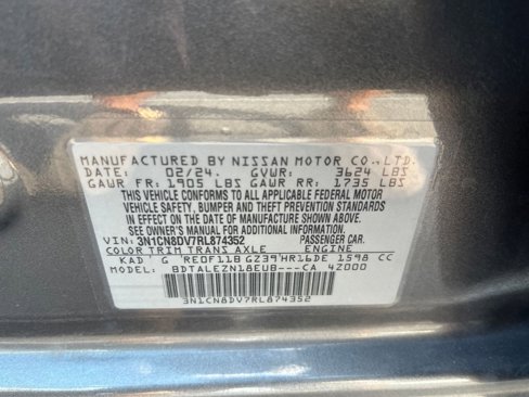 Used 2024 Nissan Versa S w/ Trunk Package image 24