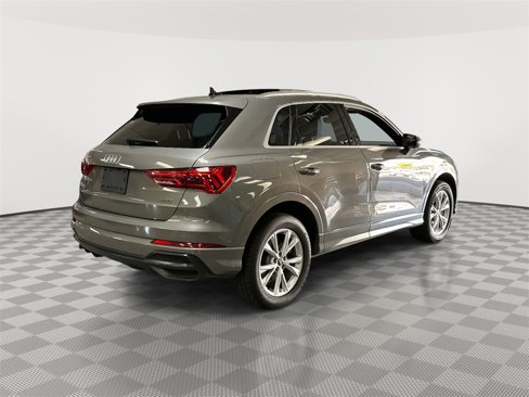 Used 2022 Audi Q3 2.0T Premium image 3