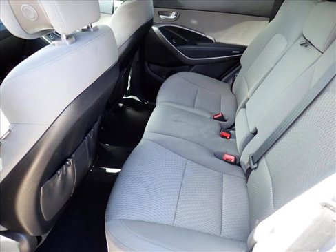 Used 2016 Hyundai Santa Fe Sport image 9