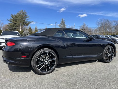 Used 2023 Bentley Continental GT Azure image 46