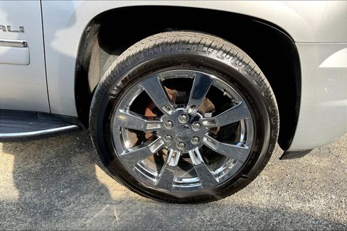 Used 2012 GMC Yukon Denali image 8