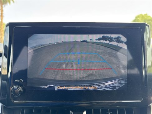 Used 2023 Toyota Corolla LE image 19