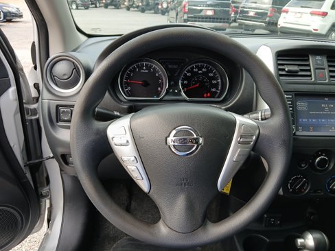 Used 2019 Nissan Versa SV image 21