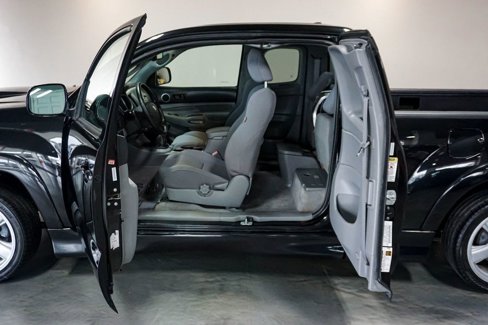 Used 2009 Toyota Tacoma X-Runner image 46