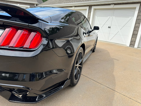 Used 2016 Ford Mustang GT w/ Interior & Wheel Package image 40