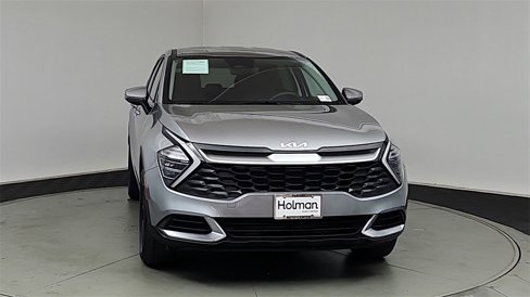 Used 2024 Kia Sportage LX image 2