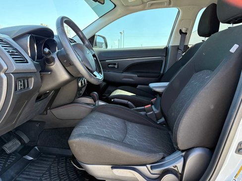 Used 2022 Mitsubishi Outlander Sport Black Edition image 11