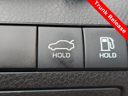 Used 2023 Toyota Camry SE image 14