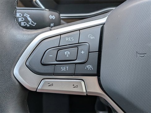 Used 2024 Volkswagen Jetta SE image 22