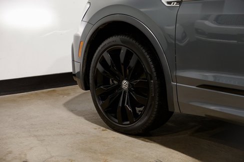 Used 2020 Volkswagen Tiguan SE R-Line image 10