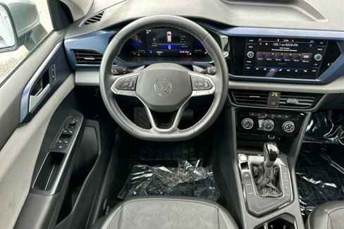 Certified 2023 Volkswagen Taos SE w/ Panoramic Sunroof Package image 14