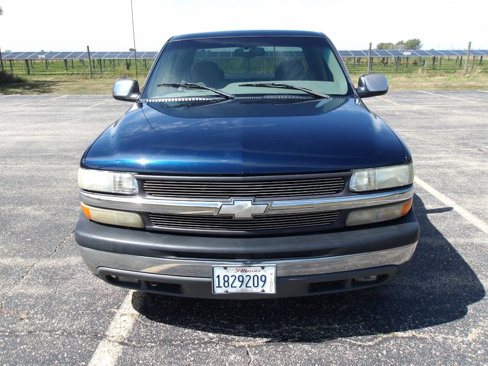 Used 2000 Chevrolet Silverado 1500 LS image 3