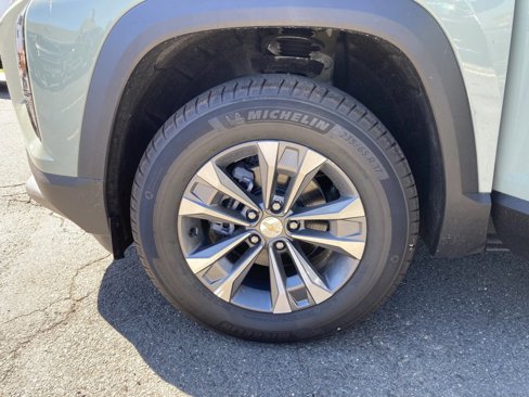New 2026 Chevrolet Equinox LT image 25