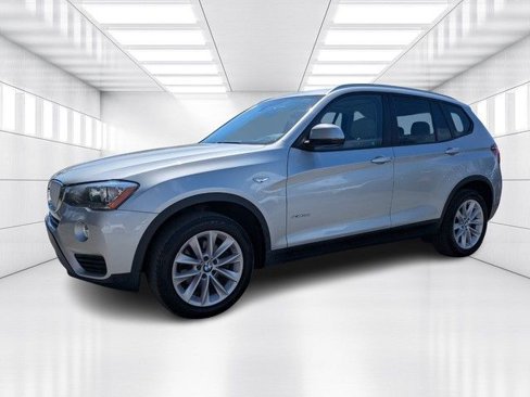 Used 2017 BMW X3 xDrive28i image 1