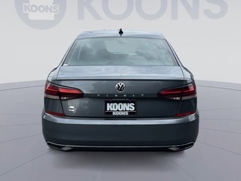 Used 2020 Volkswagen Passat 2.0T S image 5