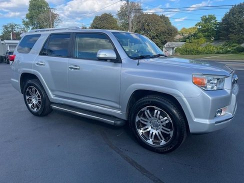 Used 2011 Toyota 4Runner Limited image 2