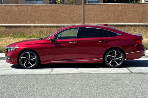 Used 2020 Honda Accord Touring image 7