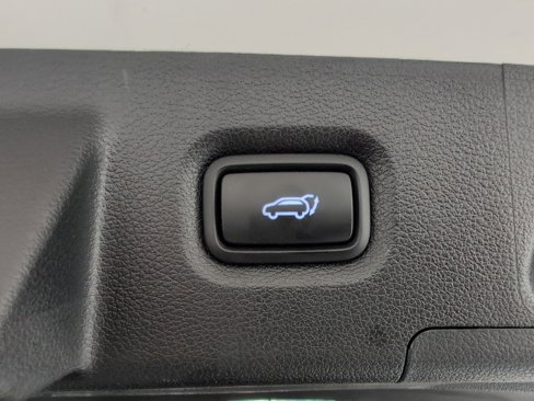 Used 2023 Hyundai Santa Fe SEL image 11