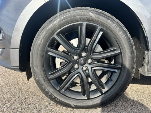 Certified 2022 Ford Edge ST-Line image 34