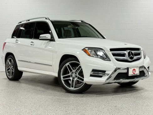 Used 2015 Mercedes-Benz GLK 350 4MATIC image 4