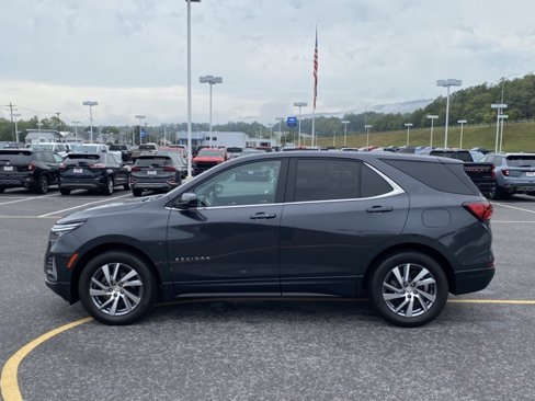 Used 2022 Chevrolet Equinox LT image 2