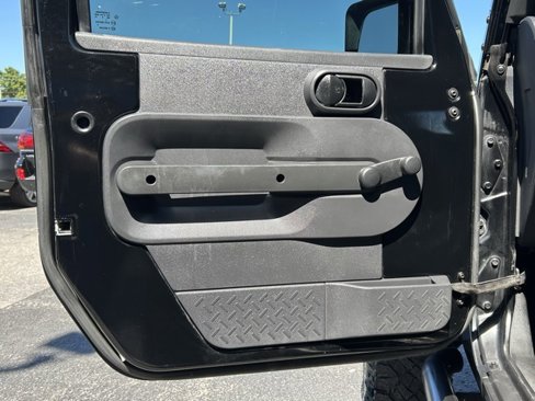 Used 2009 Jeep Wrangler X image 13