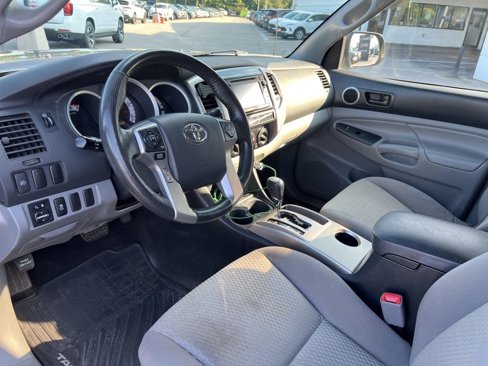 Used 2014 Toyota Tacoma PreRunner image 29