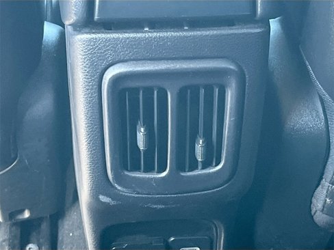 Used 2019 Jeep Compass Limited image 25