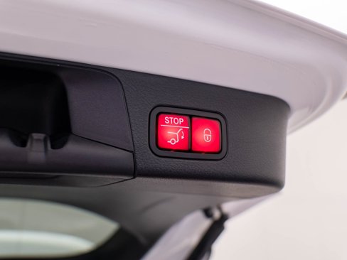 Certified 2020 Mercedes-Benz GLB 250 4MATIC image 34