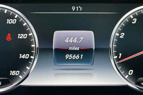 Used 2015 Mercedes-Benz S 550 Sedan image 25