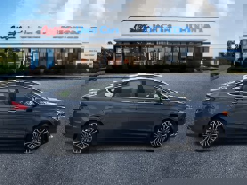 Used 2018 Ford Fusion SE w/ Fusion SE Technology Package image 6