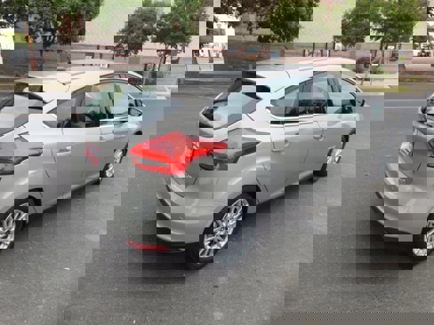 Used 2015 Ford Focus Electric Hatchback image 7