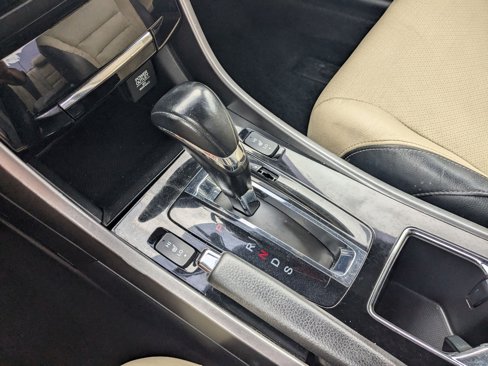 Used 2017 Honda Accord EX-L image 29