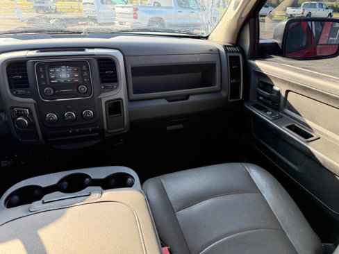 Used 2016 RAM 1500 Express image 29
