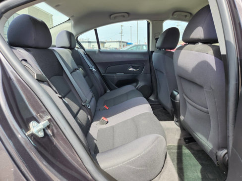 Used 2014 Chevrolet Cruze LT image 14