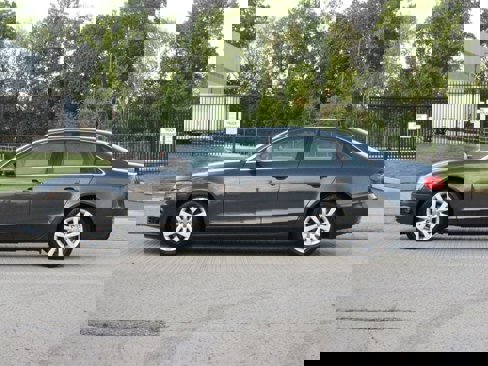 Used 2009 Audi A4 2.0T image 6
