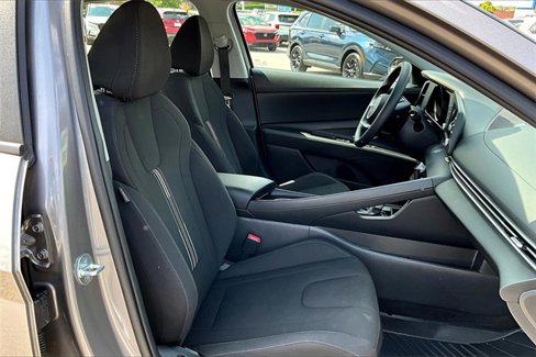 Used 2023 Hyundai Elantra Blue w/ Cargo Package image 7