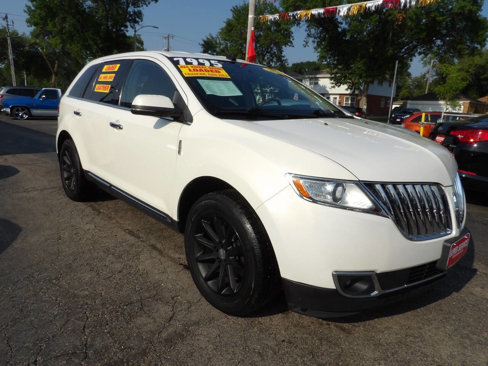 Used 2013 Lincoln MKX AWD image 3