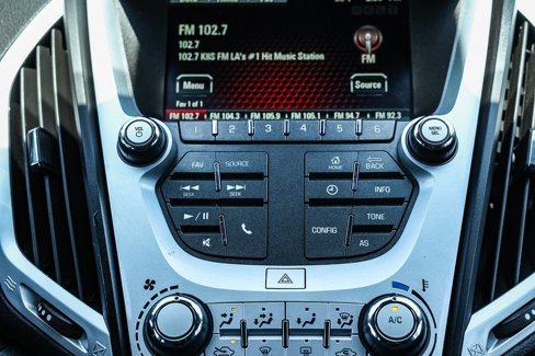 Used 2017 GMC Terrain SLE image 27
